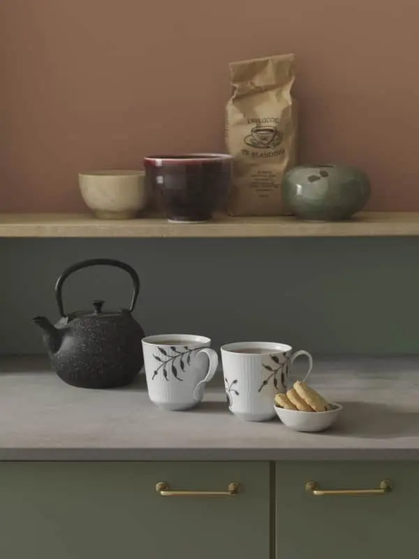 Royal Copenhagen Sort Mega Riflet Krus - 2 Stk. 4 Royal Copenhagen Sort Mega Riflet Krus - 2 Stk. - Billede 2