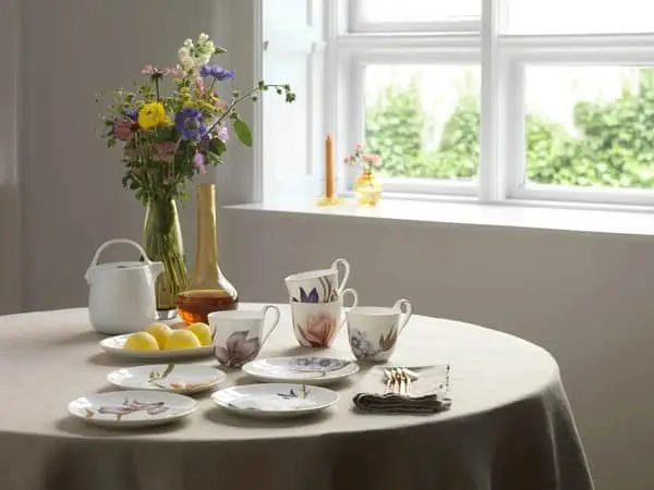 Royal Copenhagen Flora Højhankskop - Magnolia 4 Royal Copenhagen Flora Højhankskop - Magnolia - Billede 2